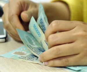 Lãi suất tiết kiệm khó đứng yên