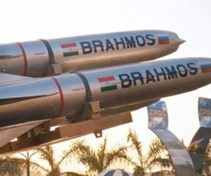 Phiên bản nâng cấp của tên lửa BrahMos có tầm bắn hơn 400km