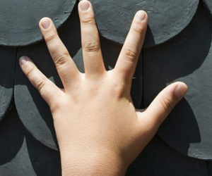 5 phút mỗi ngày với QUY TẮC 5 NGÓN TAY để dạy con phòng tránh xâm hại tình dục
