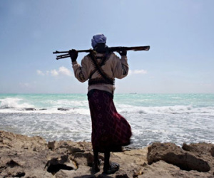 Cướp biển Somalia tái xuất sau 5 năm, cướp tàu dầu của UAE