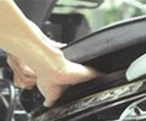 Truy bắt đối tượng móc trộm 600 triệu đồng trong cốp xe máy