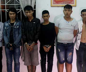 Cảnh sát nổ súng trấn áp gần 40 người mang súng hỗn chiến