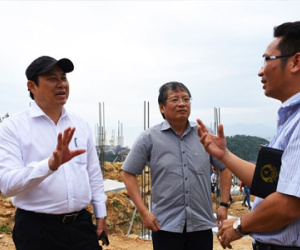 Chủ tịch Đà Nẵng: Không phải cứ có tiền, doanh nghiệp làm gì cũng được