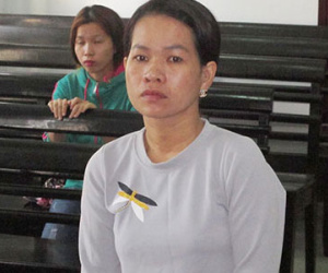 Bà chủ tiệm tóc kinh doanh mại dâm, massage kích dục