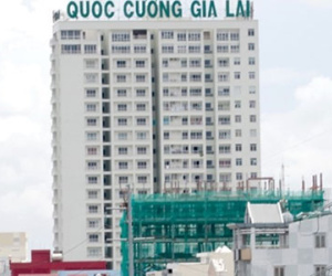 "Đại gia phố núi" đối mặt với hàng tồn và nợ