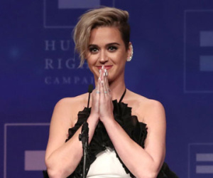 Katy Perry: "Tôi từng hôn một cô gái và còn hơn thế nữa"