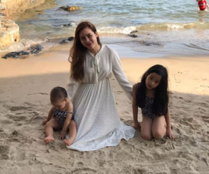 Lưu Hương Giang hiếm hoi khoe ảnh bên bé thứ 2 "giấu mặt" và con gái đầu lòng