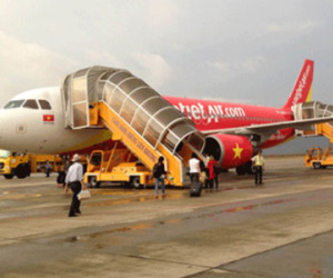 2 chuyến bay bị trễ do mất liên lạc với kiểm soát không lưu Cát Bi