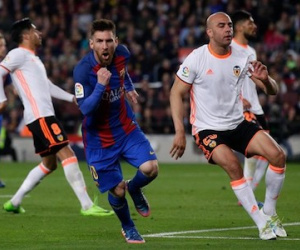 Bằng chứng Barca được chống lưng bởi bàn tay vô hình