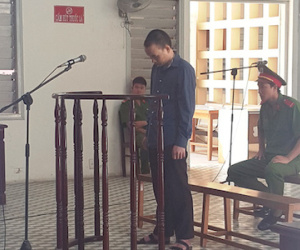 Chém chết bạn, lãnh án 8 năm tù