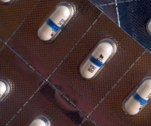 Đằng sau sự ra đời của thuốc chống HIV đầu tiên