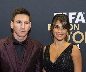 Nghe lời vợ, Messi không mời Pique tới dự đám cưới