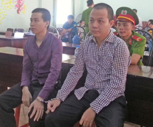 Lên mạng "săn" bạn tình đồng tính rồi dụ vào nhà nghỉ, cướp tài sản