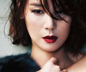 "Mẹ Kim Tan" Kim Sung Ryung: Cựu Hoa hậu Hàn có chồng đại gia và đứa con người Việt