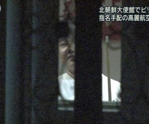 Nghi phạm nghi án Kim Jong Nam chơi bida trong sứ quán Triều Tiên