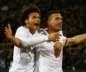 Đức 1-0 Anh: Podolski chia tay bằng cú nã đại bác tuyệt đỉnh