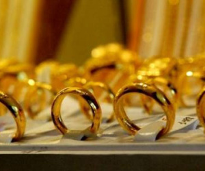Giá vàng SJC giảm, USD không đổi