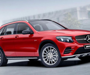 Về Việt Nam, Mercedes-AMG GLC 43 có giá 3,6 tỷ đồng
