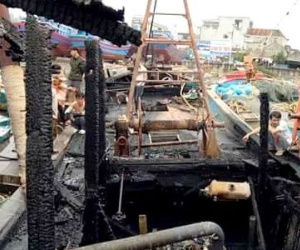 Cháy tàu cá trên biển do rò rỉ khí gas