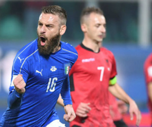 Italy giành chiến thắng trong trận 1000 của Buffon