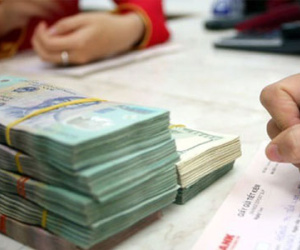 "Bắt mạch" nguyên nhân lãi suất huy động tăng