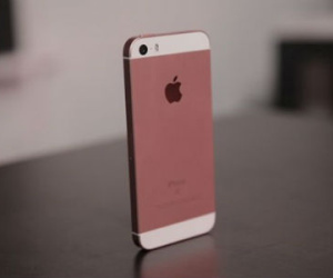 Có nên mua iPhone SE thời điểm này?