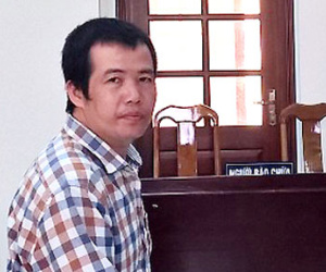 Đoạt mạng vợ trẻ vì không chịu về sống chung