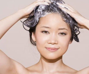 Dù đầu có bẩn đến đâu cũng không nên gội vào 8 thời điểm nguy hại này