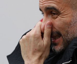 Mancini ngạc nhiên khi Guardiola chật vật tại Man City