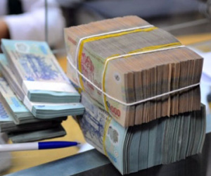Nhiều ngân hàng giảm lãi suất huy động VND