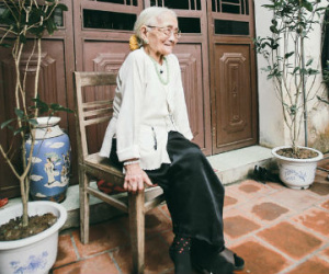 "Trước sau vẫn là vợ chồng..." - Sự vị tha trong tình yêu của cụ bà 50 năm chờ chồng