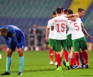Hà Lan - Italia: Người thăng hoa, kẻ vực sâu