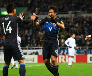 Thắng đậm Thái Lan, Nhật Bản đến gần với vòng chung kết World Cup 2018