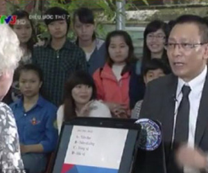 Cụ bà 75 tuổi khiến MC Lại Văn Sâm "vừa hồi hộp, vừa sợ sệt"