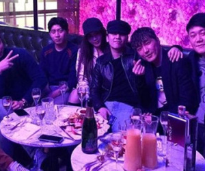 Seungri (Big Bang) bị tung bằng chứng hẹn hò fan nữ Trung Quốc