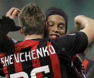 Công Vinh sẽ đón Ronaldinho và Shevchenko tại Việt Nam