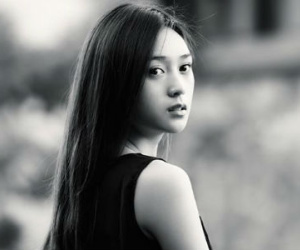 Từ "chém gió" ở bến tàu, 9X xinh đẹp trở thành bà chủ giữa đất Cảng