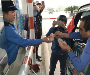 "Đang trình Thủ tướng xin giảm giá vé Trạm Bến Thủy"