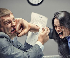Họa tiểu nhân tháng 4/2017: Con giáp này cần đề phòng, tránh mọi tai ương