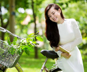 Dự báo thời tiết hôm nay (4.4): Hà Nội có mưa vài nơi, trưa chiều trời nắng