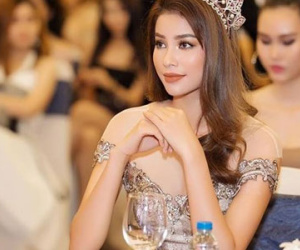 Hoa hậu Phạm Hương phát hành single đầu tay