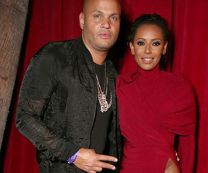 Mel B bị khui chuyện sex tập thể cùng chồng và bạn gái