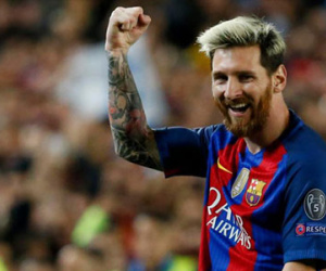 Rộ tin đồn Barcelona đã "trói" thành công Lionel Messi