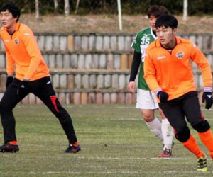 Xuân Trường gặp chấn thương thứ hai liên tiếp tại Gangwon FC