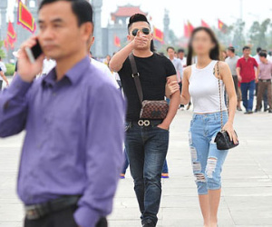 Du khách không được ăn mặc phản cảm ở khu di tích đền Hùng
