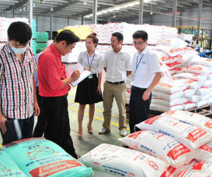 Một mặt hàng 2 đơn vị ở một bộ cùng quản lý