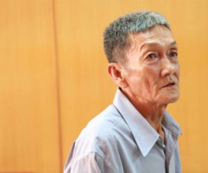Y án tù với cụ ông chạy xe ôm không bằng lái
