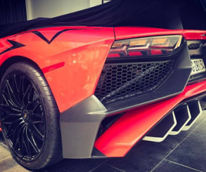 Minh "Nhựa" thay đổi ngoại thất cho siêu xe Lamborghini Aventador SV 32 tỷ Đồng