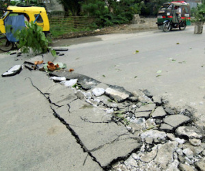 Động đất liên tiếp tại Philippines, người dân hoảng loạn tháo chạy