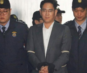 Người thừa kế Samsung đối mặt nguy cơ 20 năm tù